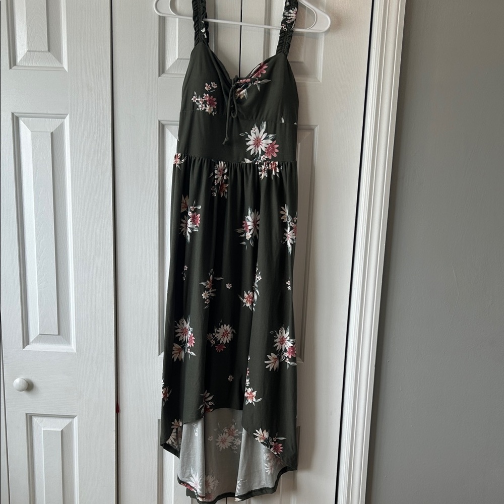 Floral Sleeveless Maxi Dress